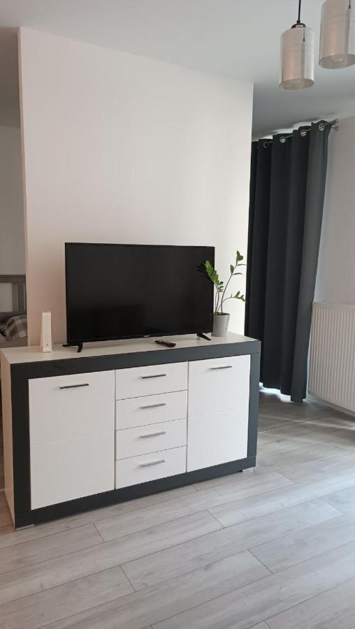 Apartment Z Ogrodkiem Na Warszawskiej Woli Varsovie Extérieur photo