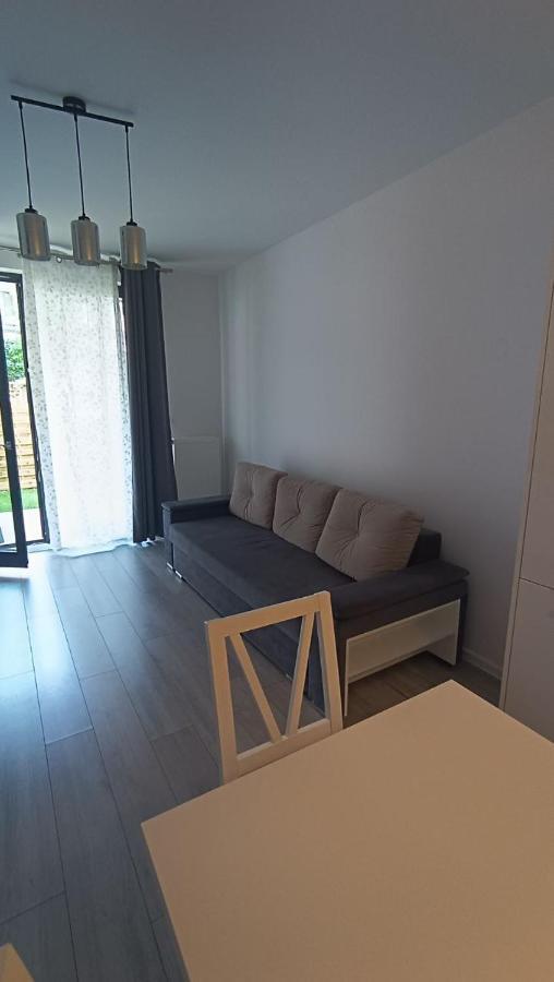 Apartment Z Ogrodkiem Na Warszawskiej Woli Varsovie Extérieur photo