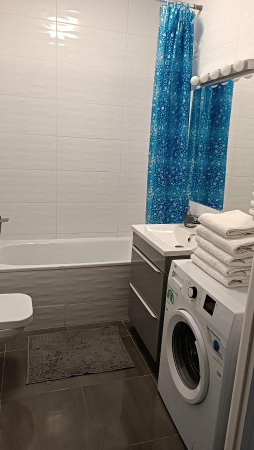 Apartment Z Ogrodkiem Na Warszawskiej Woli Varsovie Extérieur photo